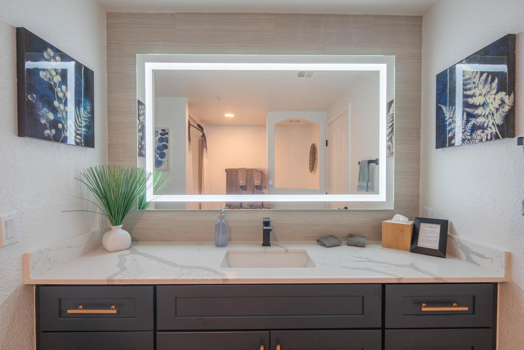 Appartamento Exclusive-Walk To Golf, Shopping & Dining-King Bed N268 Scottsdale Esterno foto