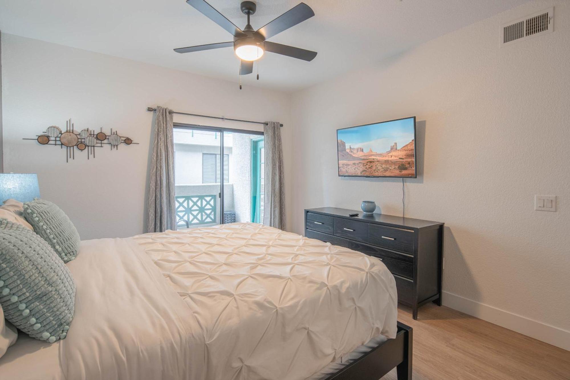Appartamento Exclusive-Walk To Golf, Shopping & Dining-King Bed N268 Scottsdale Esterno foto
