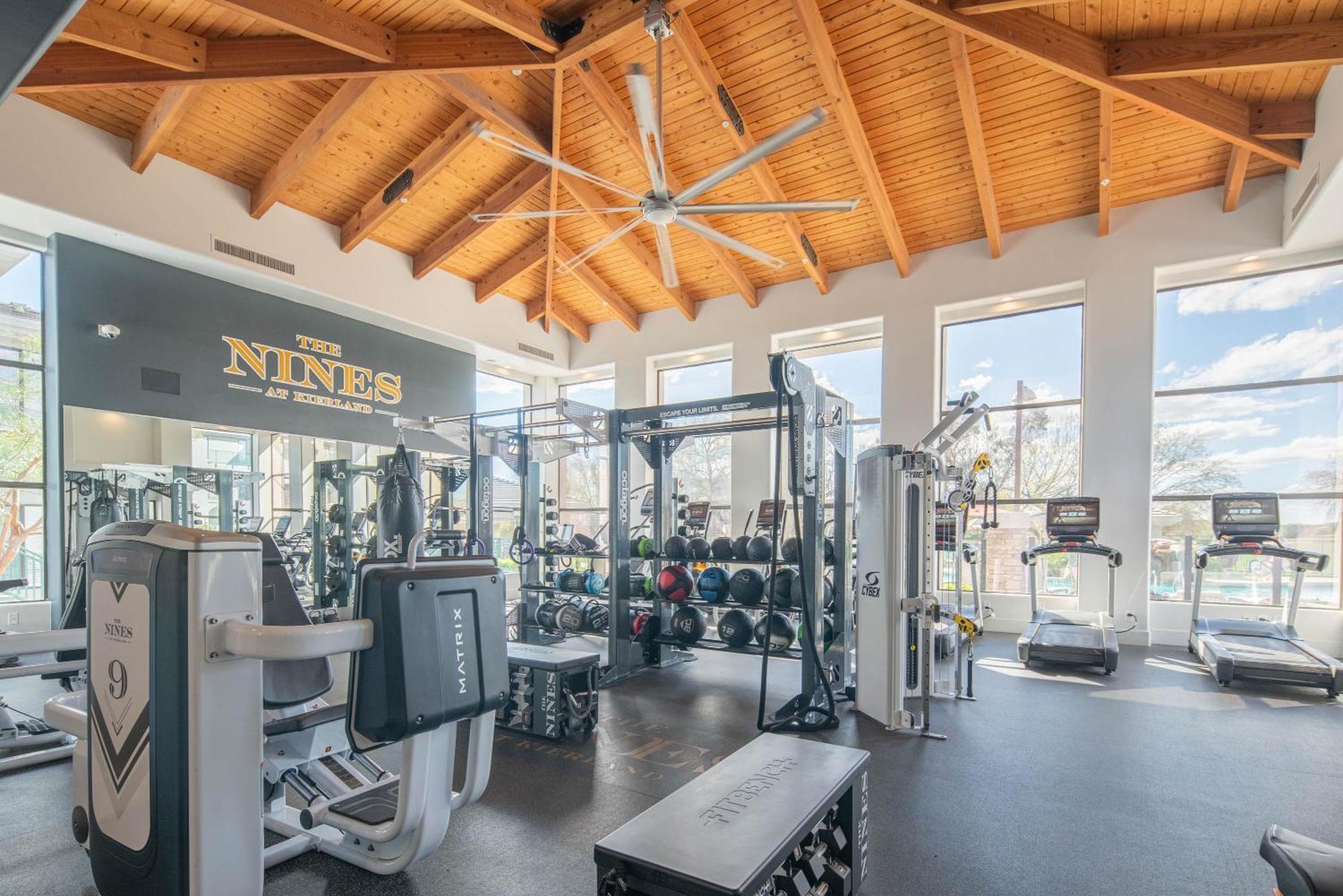 Appartamento Exclusive-Walk To Golf, Shopping & Dining-King Bed N268 Scottsdale Esterno foto