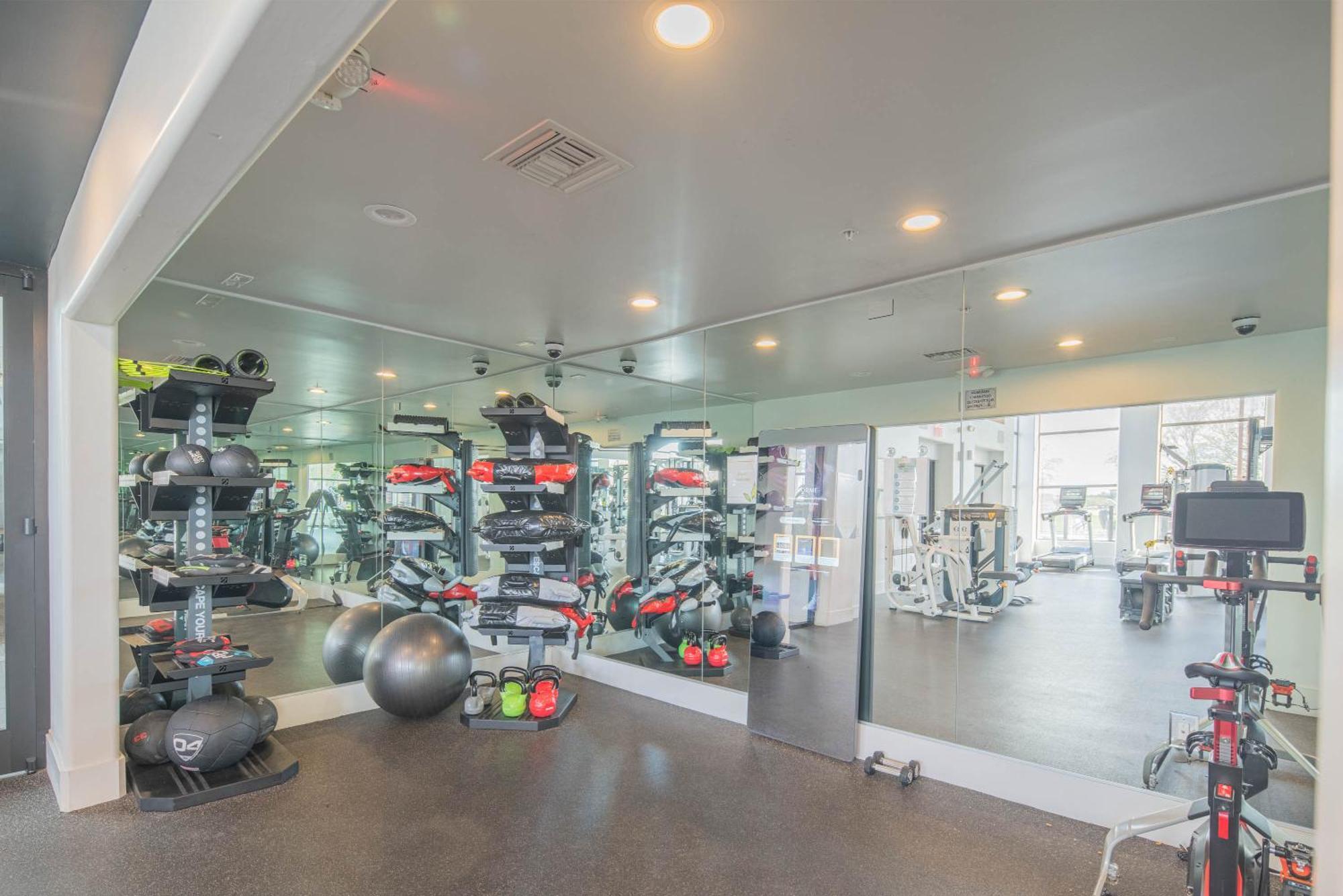 Appartamento Exclusive-Walk To Golf, Shopping & Dining-King Bed N268 Scottsdale Esterno foto