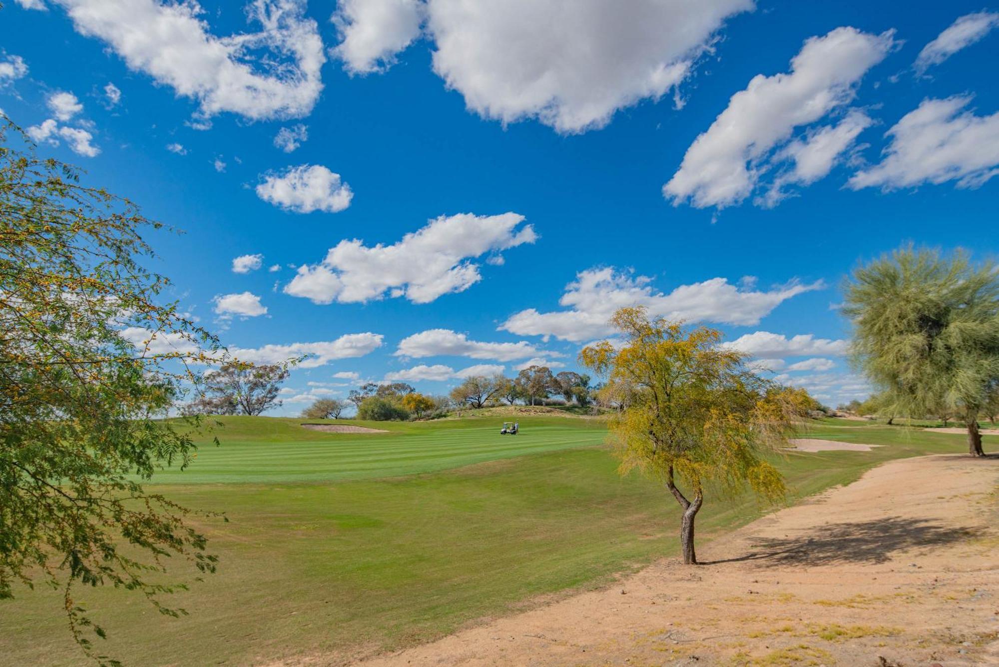 Appartamento Exclusive-Walk To Golf, Shopping & Dining-King Bed N268 Scottsdale Esterno foto